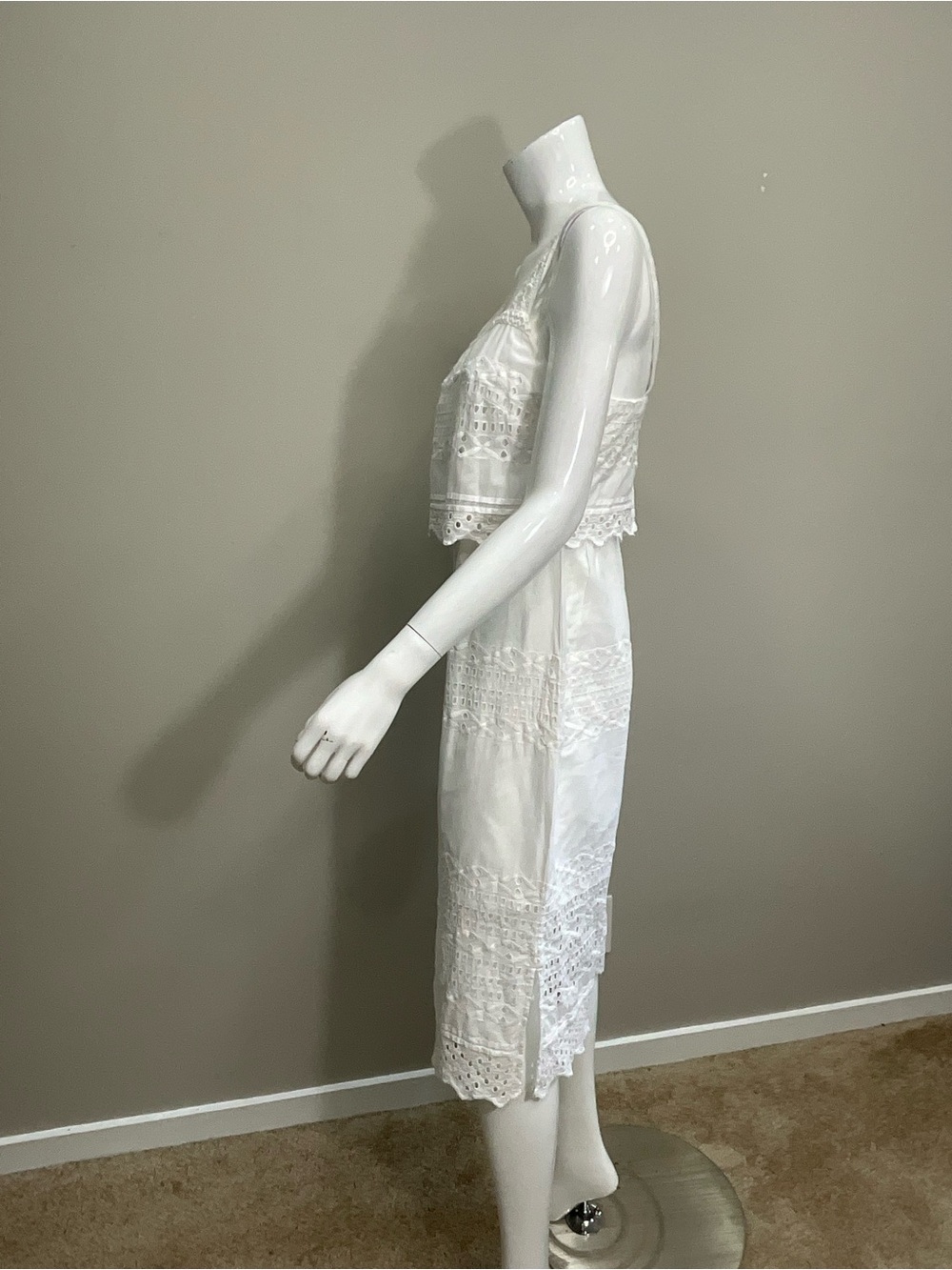 J.CREW White Eyelet Lace Tiered Midi Dress Scalloped Hem Sleeveless Sz 2 - Picture 4 of 10